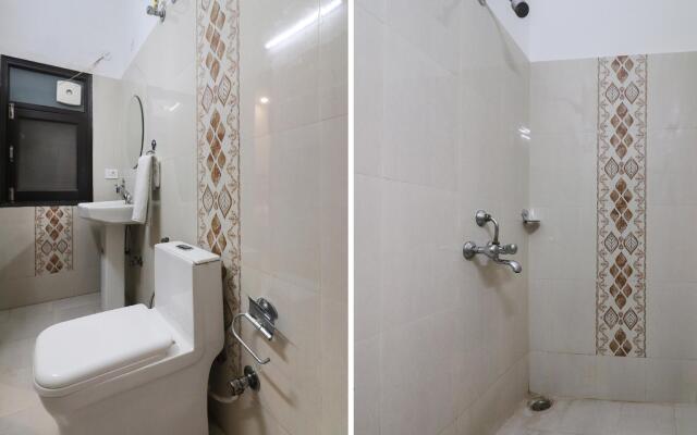 OYO 64950 Hotel Royal plaza