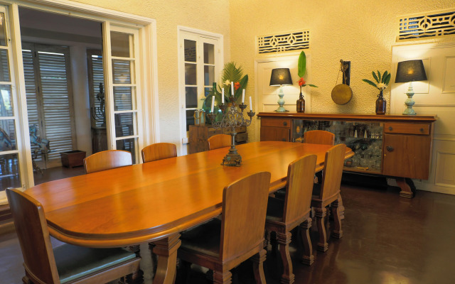 Castle Hill Bungalow