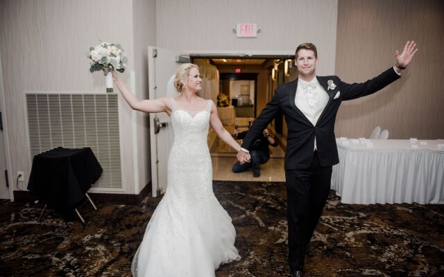 Holiday Inn Downtown - Mercy Area by IHG