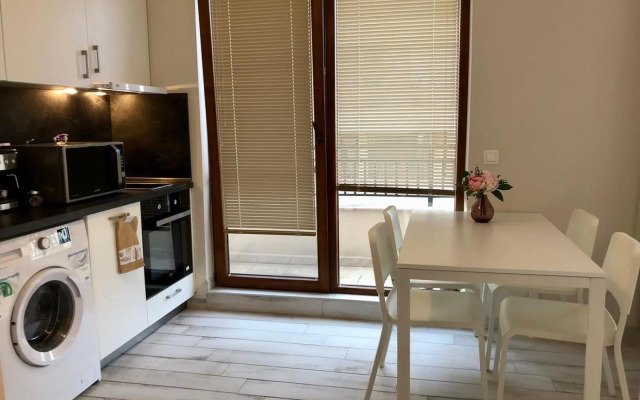 Sunny Dream Apartments