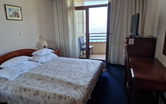 Hotel Miramare Njivice