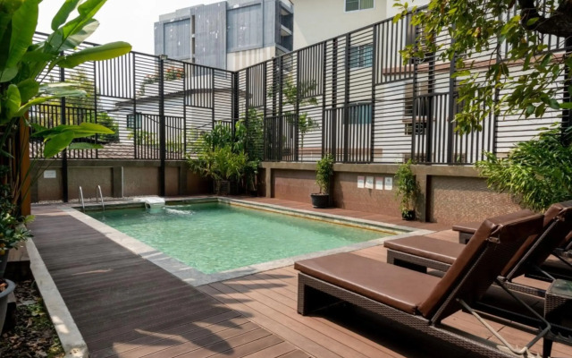 Sanae' Townhouse Chiang Mai