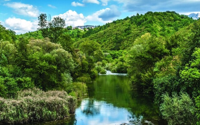 Amazing Home in Omis With Wifi and 3 Bedrooms