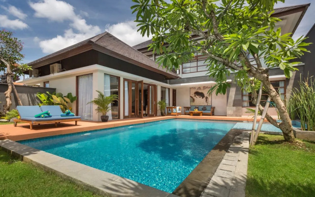 Entrada Seminyak Villa
