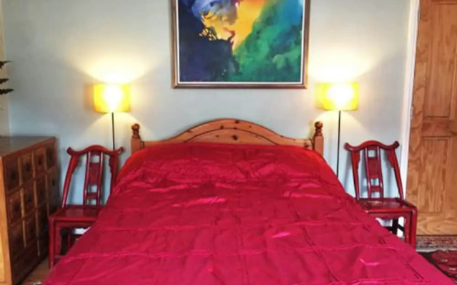 Artist Cottage B&B