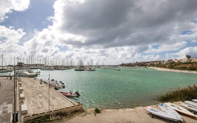 Appealing Villa in Marina di Ragusa with Private Pool