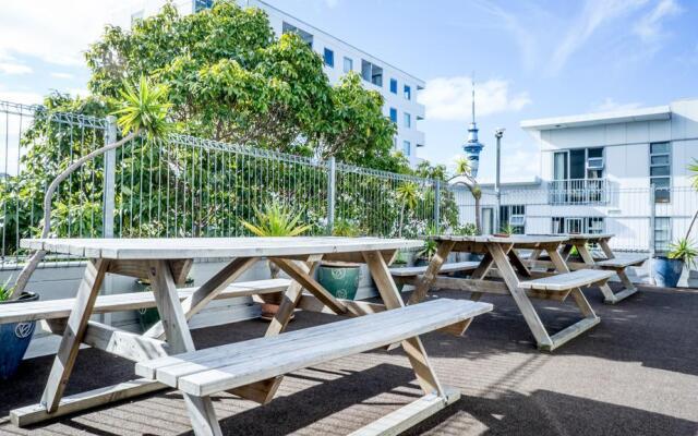 YHA Auckland City - Hostel / Backpacker