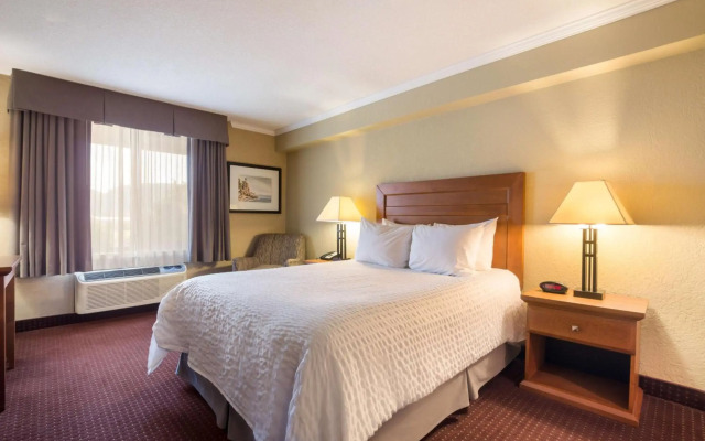 Best Western Plus Nor' Wester Hotel & Conference Centre