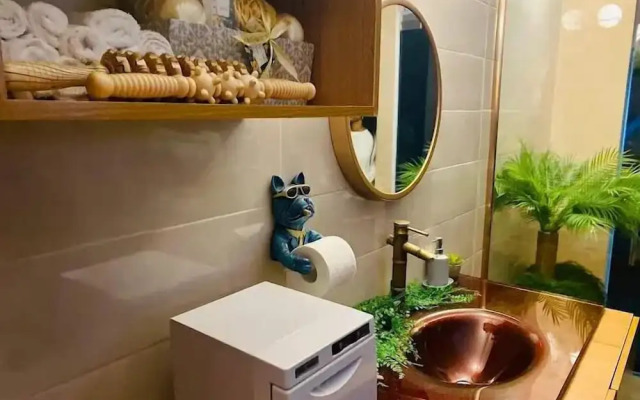 1677 Mayfair Apartment