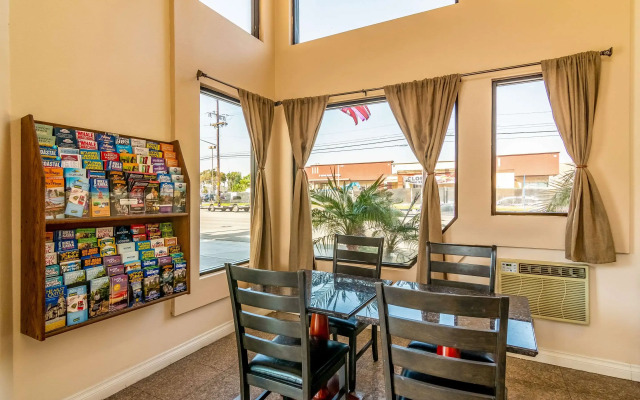 Rodeway Inn Artesia Cerritos