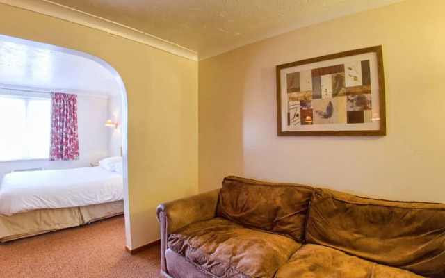 The Farmhouse  Innlodge