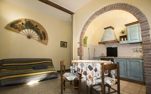 "tuscan Rustic Apartment"