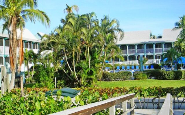 Surfrider Beach Club