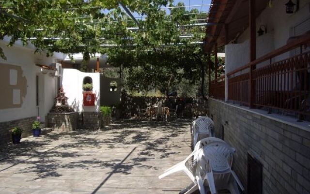 Maistrali Studios Thassos
