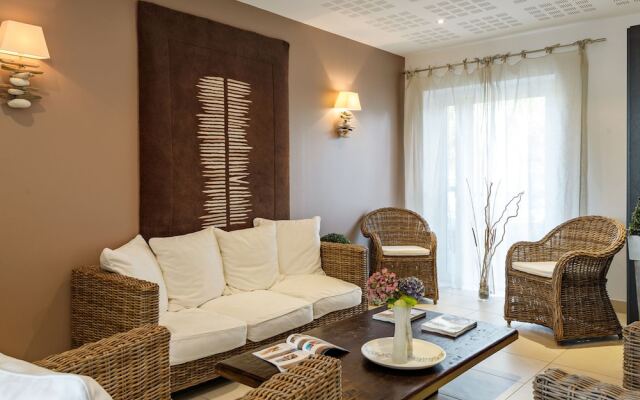 Beautiful Luxury Apartment Near a Breton Oyster Village