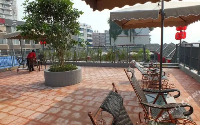 Three Gorges Feng Hotel (Zhongxian Guoyuan Road)