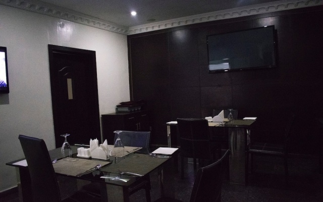 Maidaville Hotel and Suites