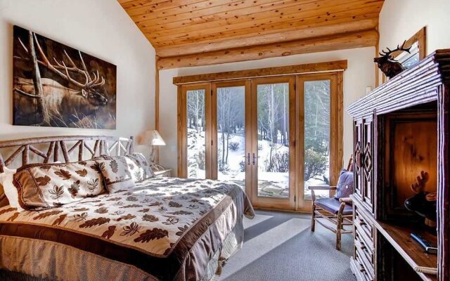 Rubywood - Private Home by RedAwning