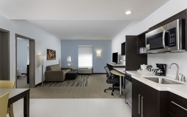 Home2 Suites by Hilton Charlotte University Research Park