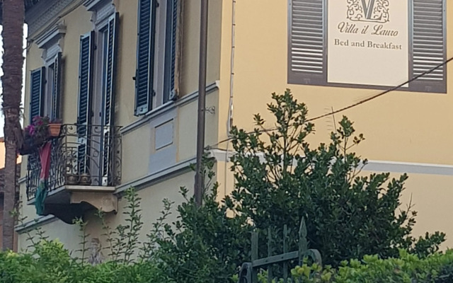 Villa Liberty il Lauro Bed and Breakfast