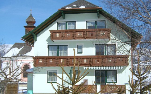 Haus Bauer Appartment I mit Balkon