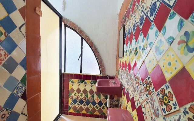 OYO Hotel Colonial