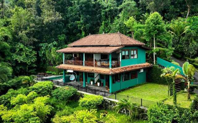 Villa Borobudur Resort
