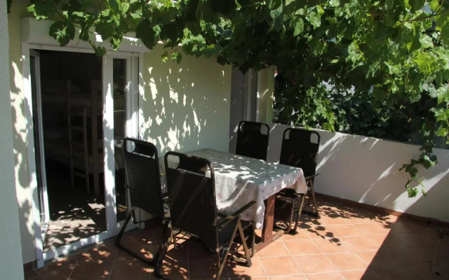Novalja Inn 2