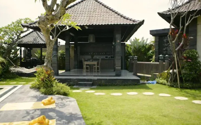 Fabulous Villa Maya