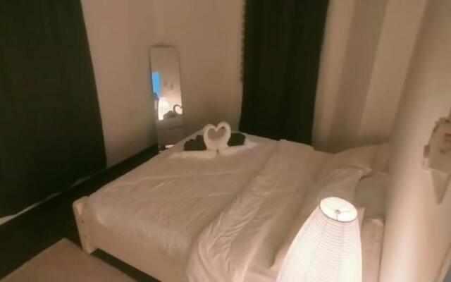 Homestay Aston Garden Kb