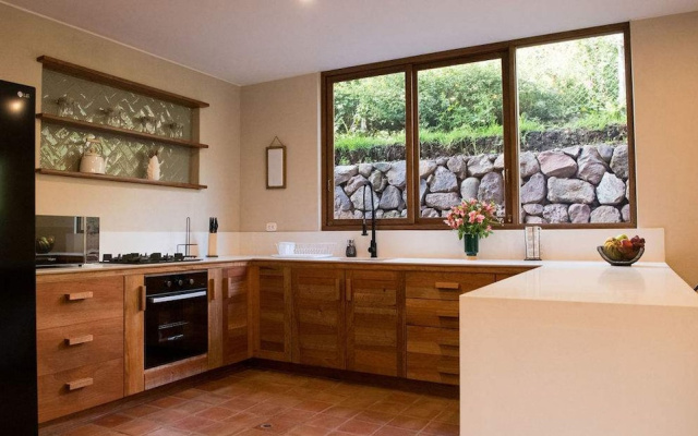 w Cozy 4BR Villa w Fireplace in Sacred Valley
