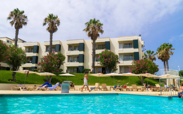 Vila Baleira Suites