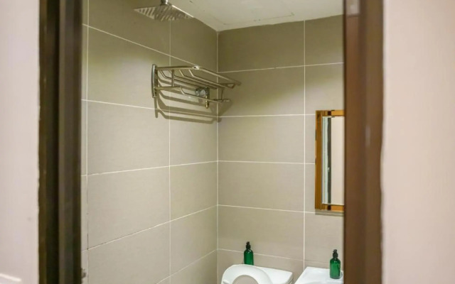 Alaxis Hotel