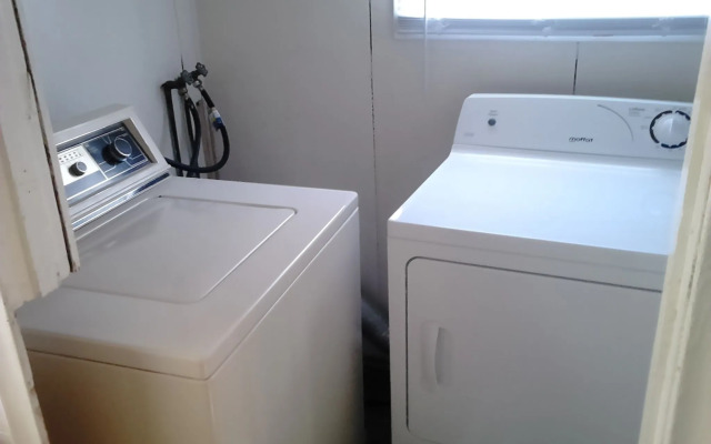 Canora Home Rentals Holiday Cottage