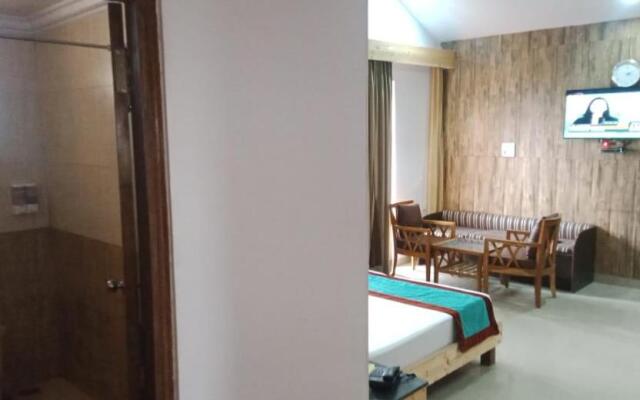 Blue Pine Resort