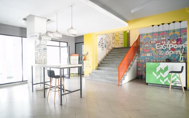 KoolKost @ Sentra Timur Premiere