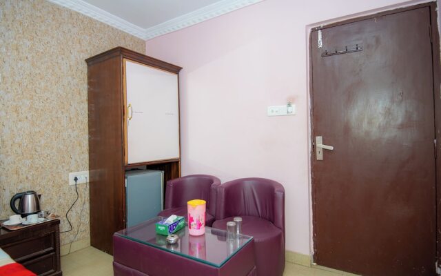 Hotel Manohar Palace