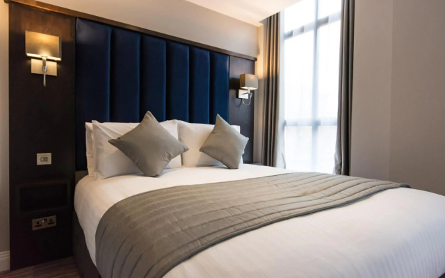 St Nicholas Hotel