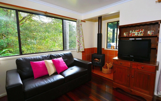 Montville Country Cabins
