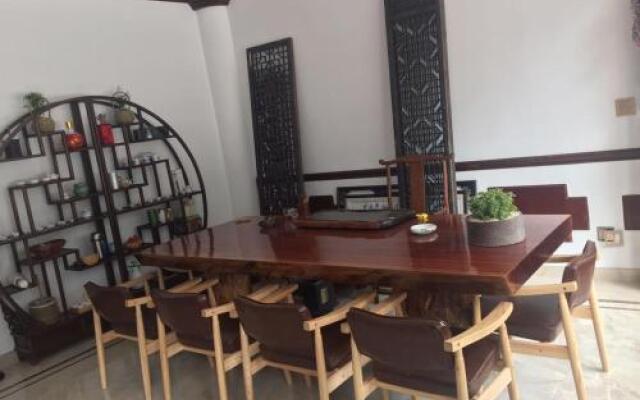 Xian Yan Inn