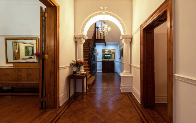 Esperanza Guest House