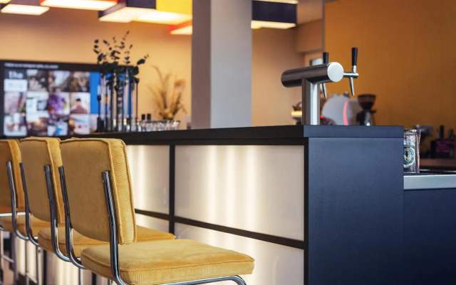 Holiday Inn - the niu, Form Stuttgart Feuerbach by IHG