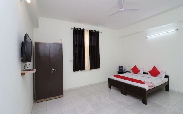 OYO 22648 Shalimar Inn