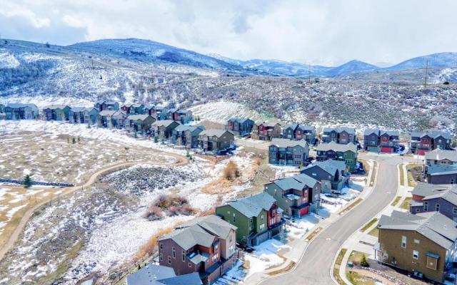 Noah s Retreat by Boutiq