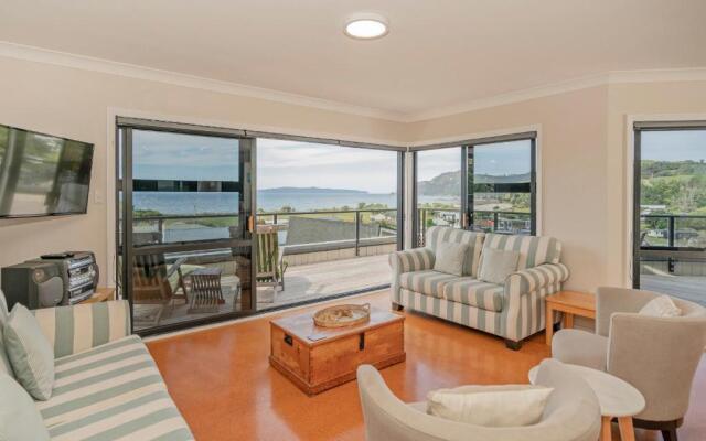 The Glass House - Kuaotunu Holiday Home