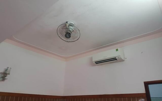 Vi Thao Van 1 by OYO Rooms