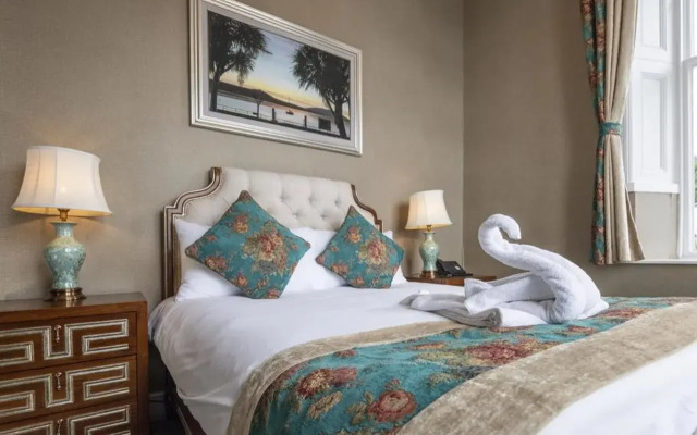 The Glenburn Hotel