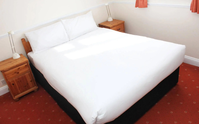 Brentwood Hotel