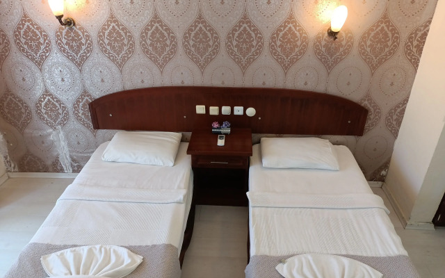 Grand Cınar Hotel