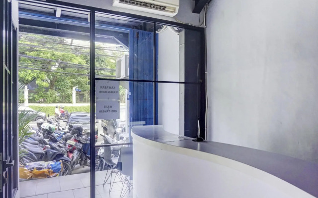 OYO 1805 Fatmawati Mansion Syariah